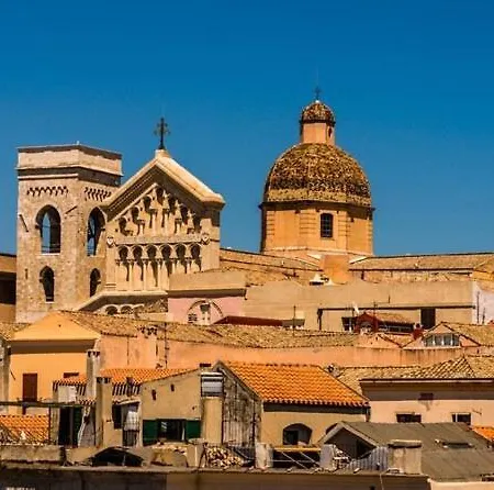 Ombrellorosso Apartment