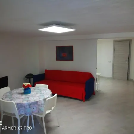 Ombrellorosso Apartment *