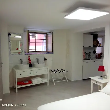 Ombrellorosso Appartement *